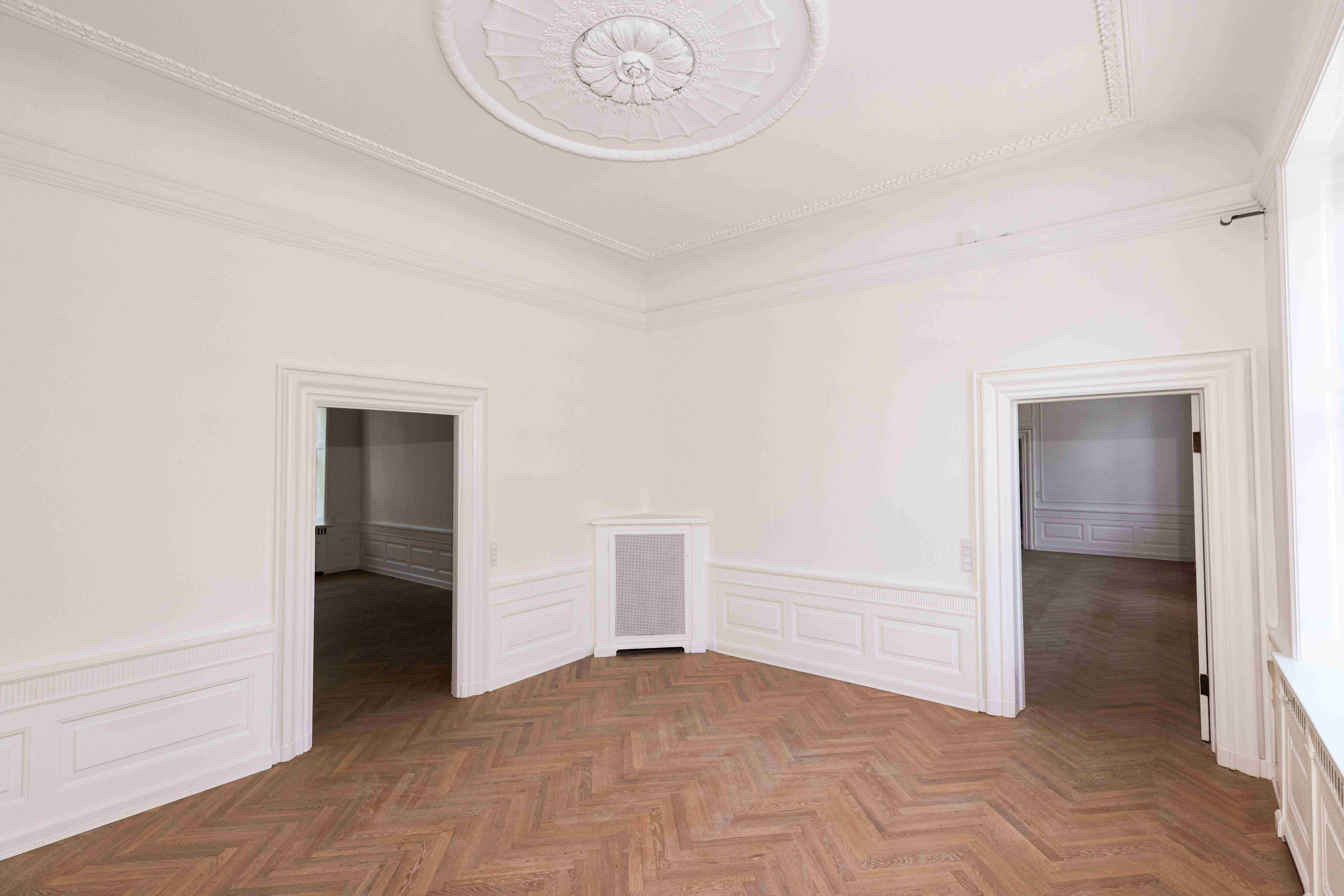 2nd Living Room