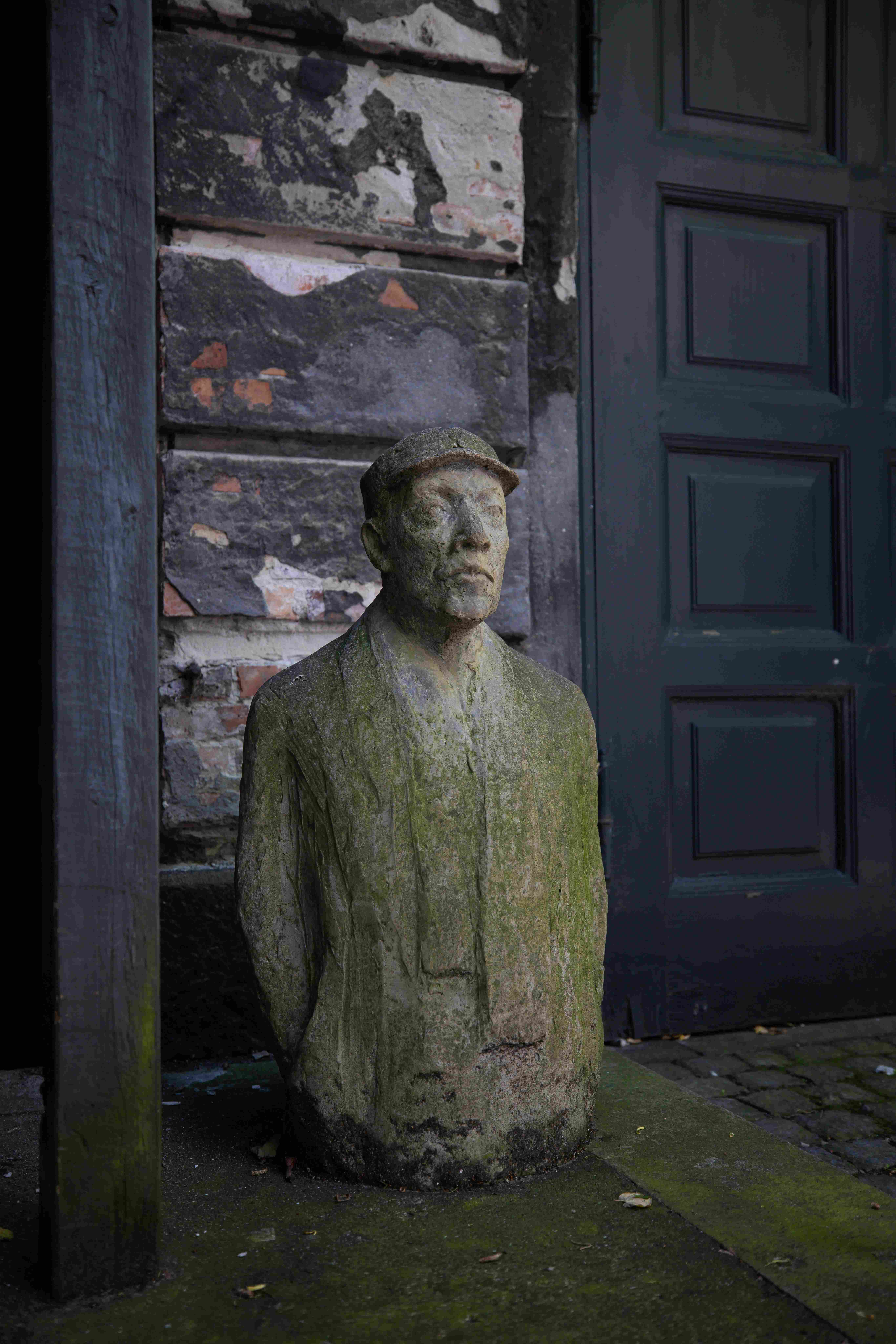 Man sculpture